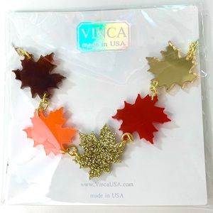 Vinca leaf bracelet